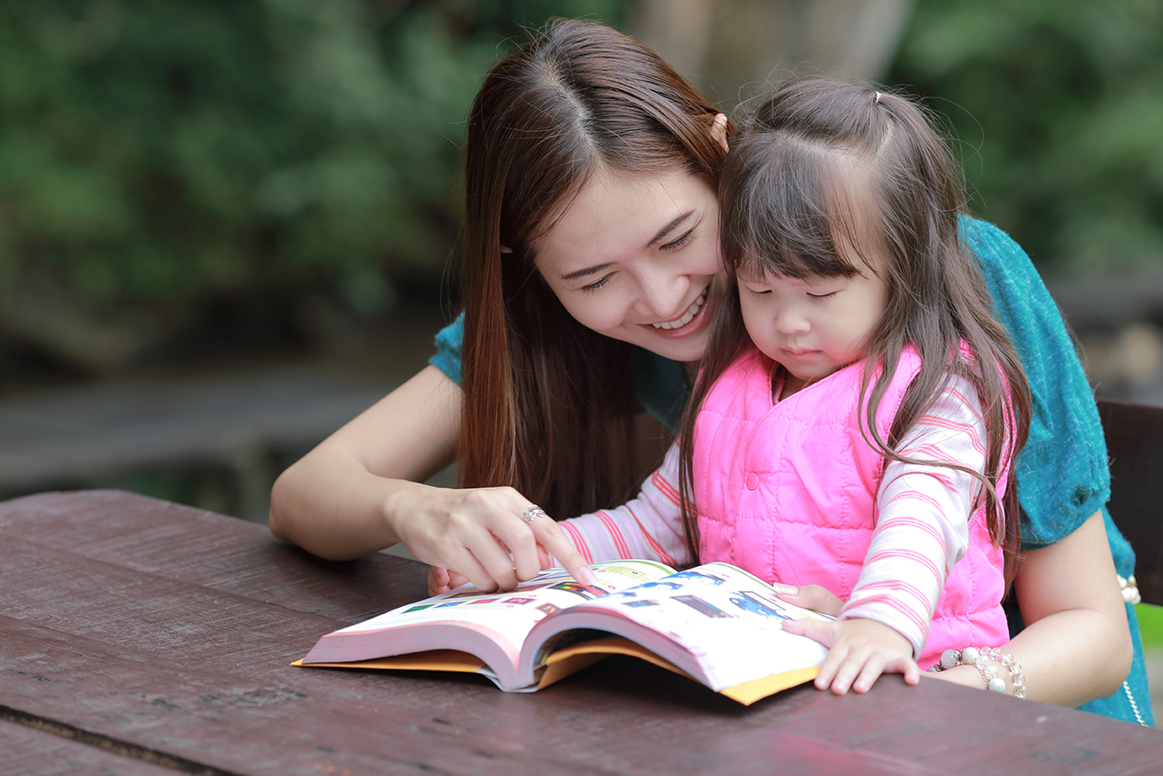 Building Early Literacy Skills in Autistic Children or Children with Social Communication Difficulties